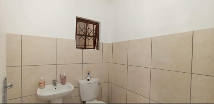 2 Bedroom Property for Sale in Shulton Park KwaZulu-Natal