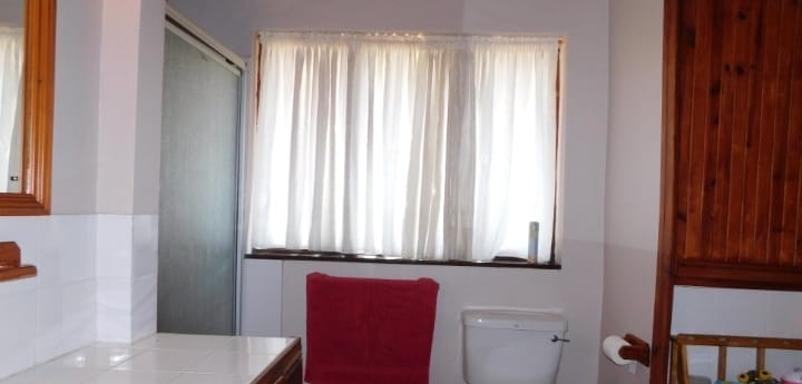 5 Bedroom Property for Sale in Doonside KwaZulu-Natal