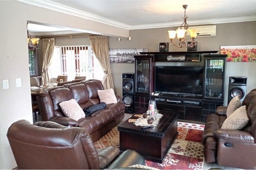 5 Bedroom Property for Sale in Padfield Park KwaZulu-Natal