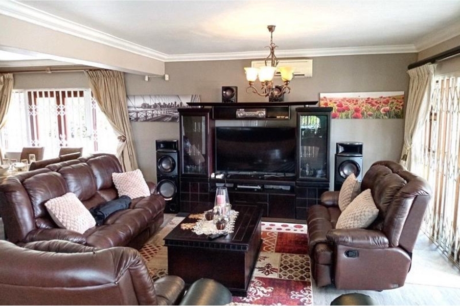 5 Bedroom Property for Sale in Padfield Park KwaZulu-Natal