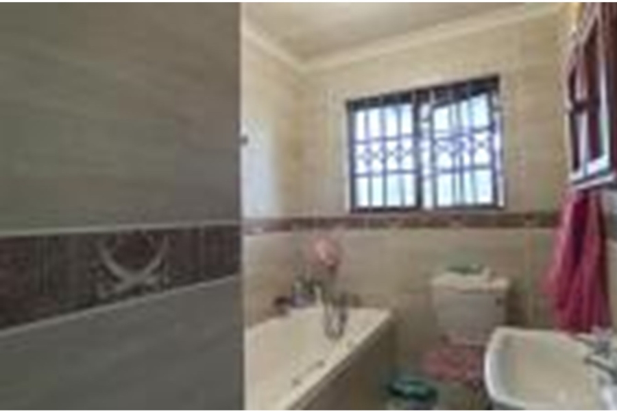 2 Bedroom Property for Sale in Lincoln Meade KwaZulu-Natal
