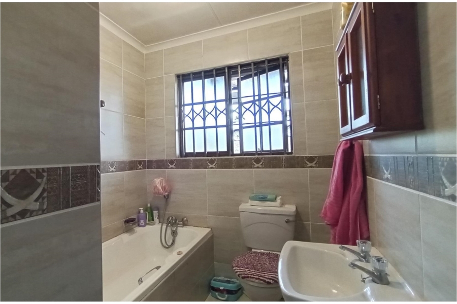 2 Bedroom Property for Sale in Lincoln Meade KwaZulu-Natal
