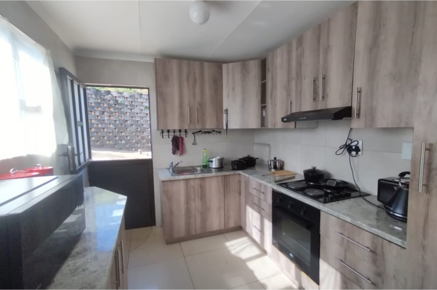 3 Bedroom Property for Sale in Earlsfield KwaZulu-Natal