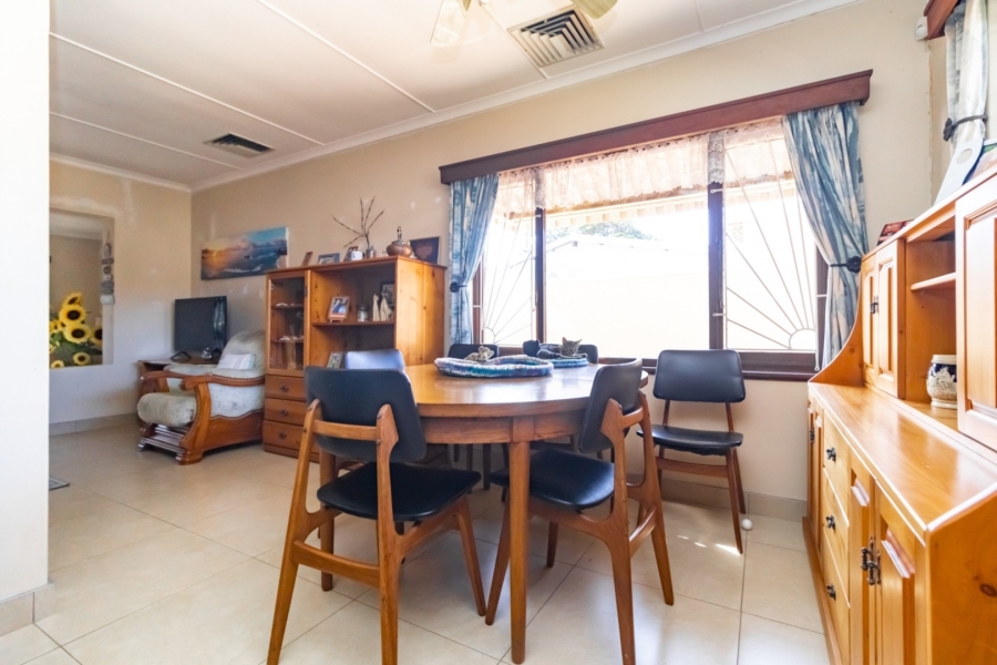 3 Bedroom Property for Sale in Ocean View KwaZulu-Natal