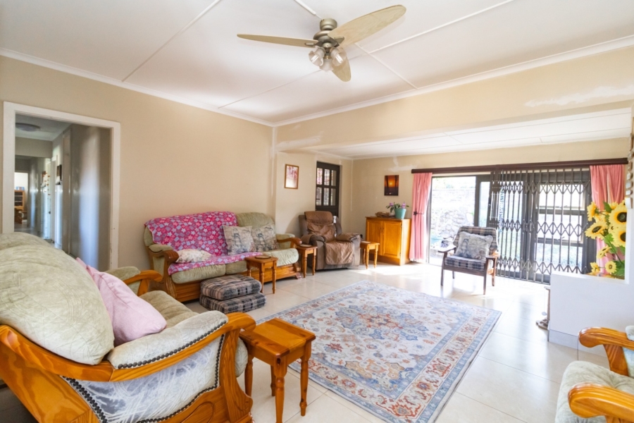 3 Bedroom Property for Sale in Ocean View KwaZulu-Natal