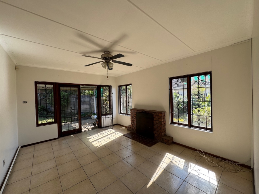 To Let 3 Bedroom Property for Rent in Hilton Gardens KwaZulu-Natal