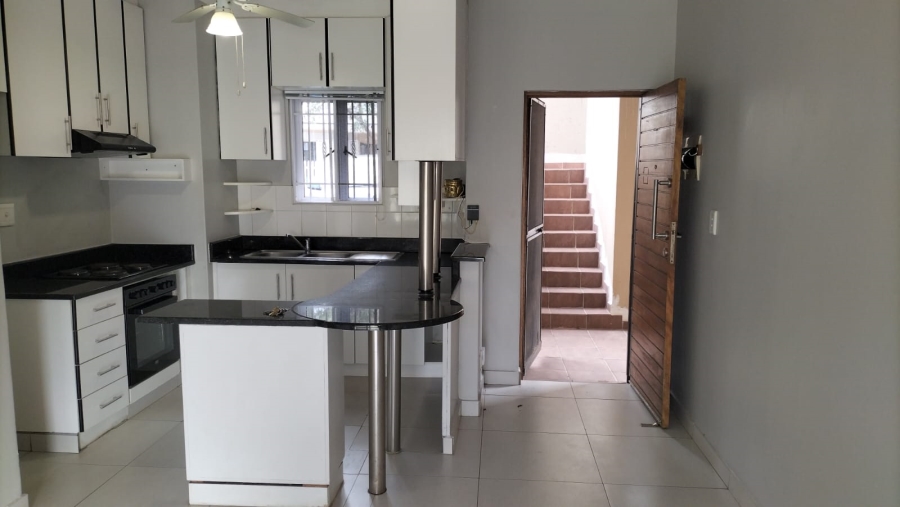 To Let 2 Bedroom Property for Rent in Sheffield Beach KwaZulu-Natal