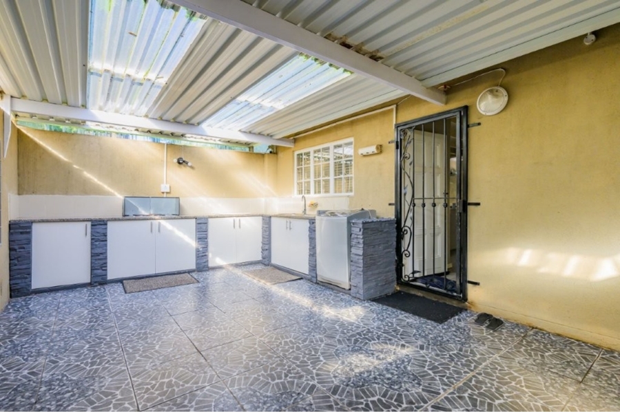 3 Bedroom Property for Sale in Malvern KwaZulu-Natal