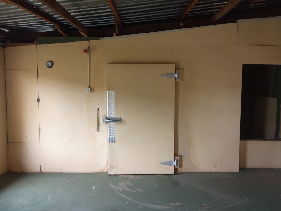 5 Bedroom Property for Sale in Utrecht KwaZulu-Natal