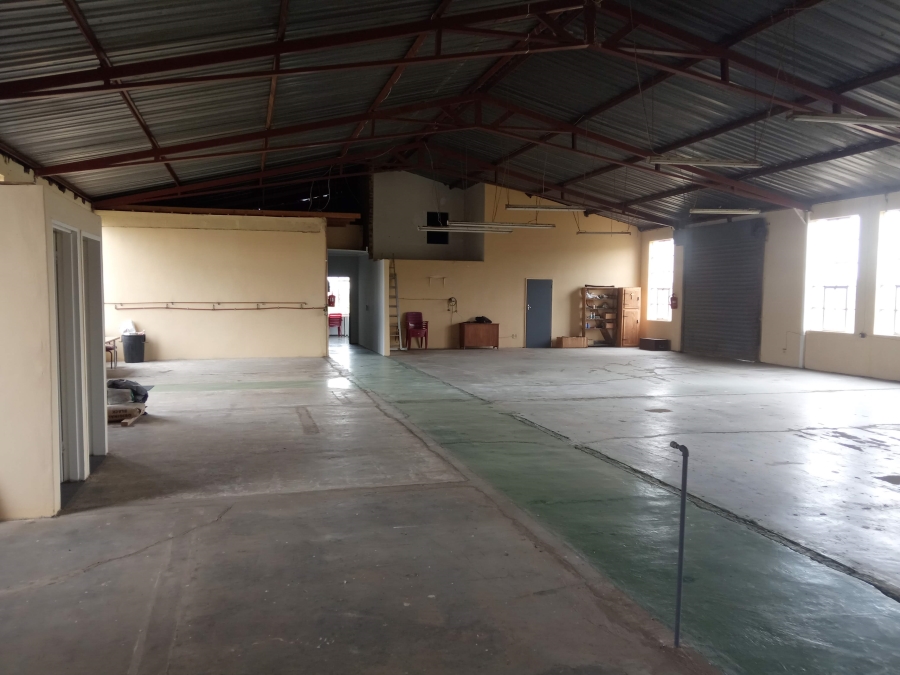 5 Bedroom Property for Sale in Utrecht KwaZulu-Natal