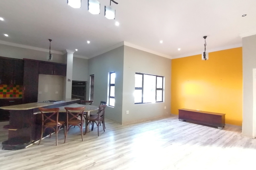 4 Bedroom Property for Sale in St Michaels On Sea KwaZulu-Natal