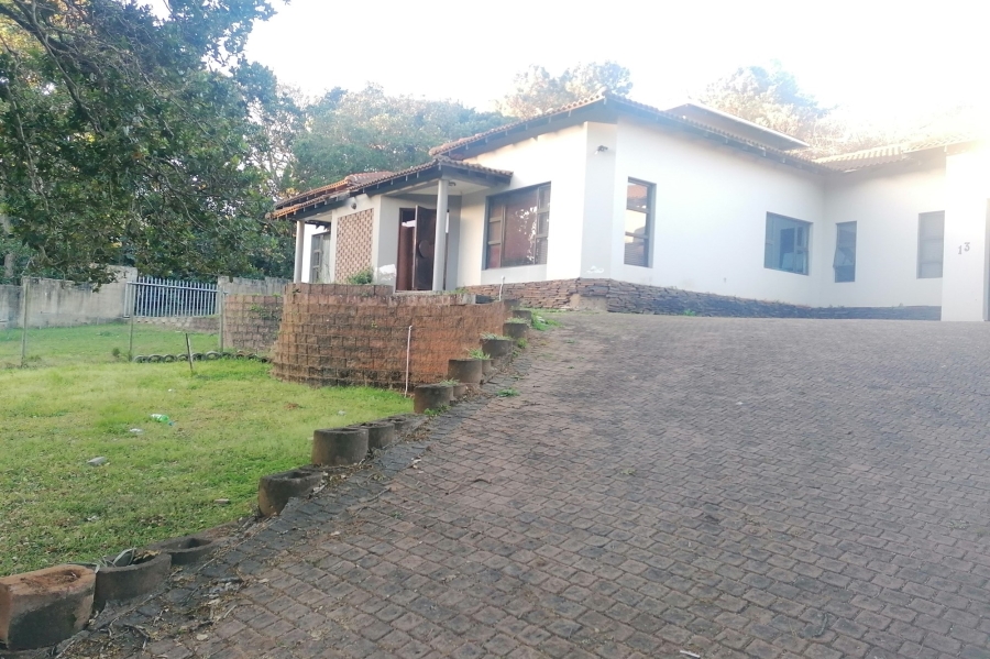4 Bedroom Property for Sale in St Michaels On Sea KwaZulu-Natal