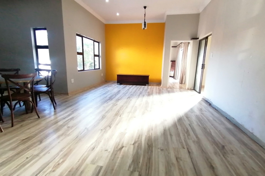 4 Bedroom Property for Sale in St Michaels On Sea KwaZulu-Natal