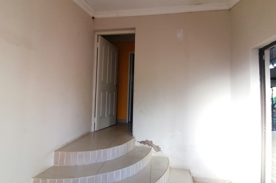 4 Bedroom Property for Sale in St Michaels On Sea KwaZulu-Natal