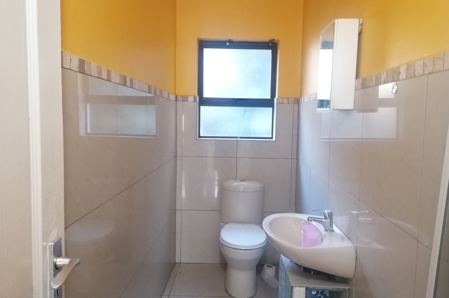 4 Bedroom Property for Sale in St Michaels On Sea KwaZulu-Natal