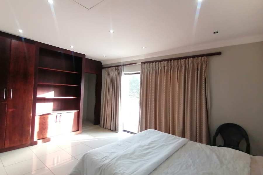 4 Bedroom Property for Sale in St Michaels On Sea KwaZulu-Natal