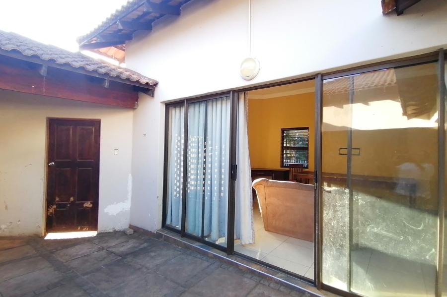 4 Bedroom Property for Sale in St Michaels On Sea KwaZulu-Natal