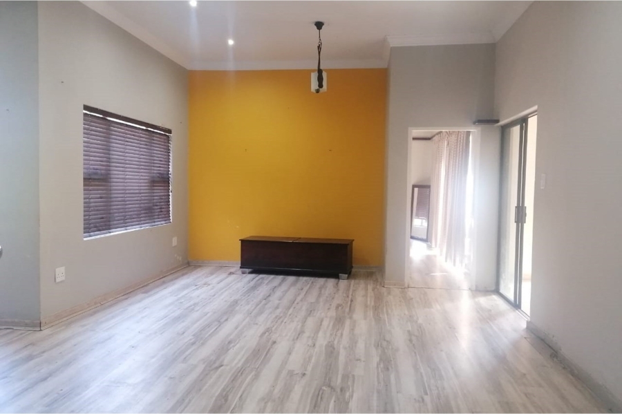4 Bedroom Property for Sale in St Michaels On Sea KwaZulu-Natal