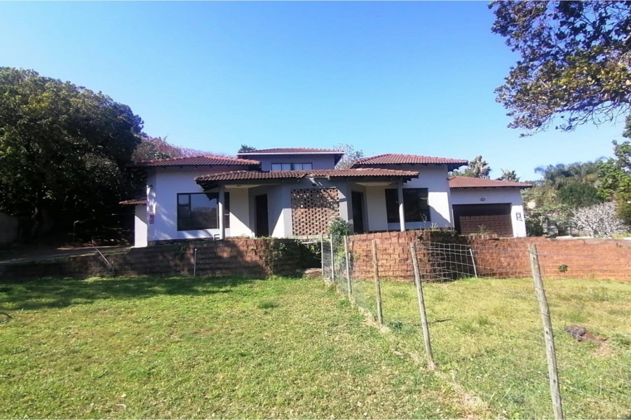 4 Bedroom Property for Sale in St Michaels On Sea KwaZulu-Natal