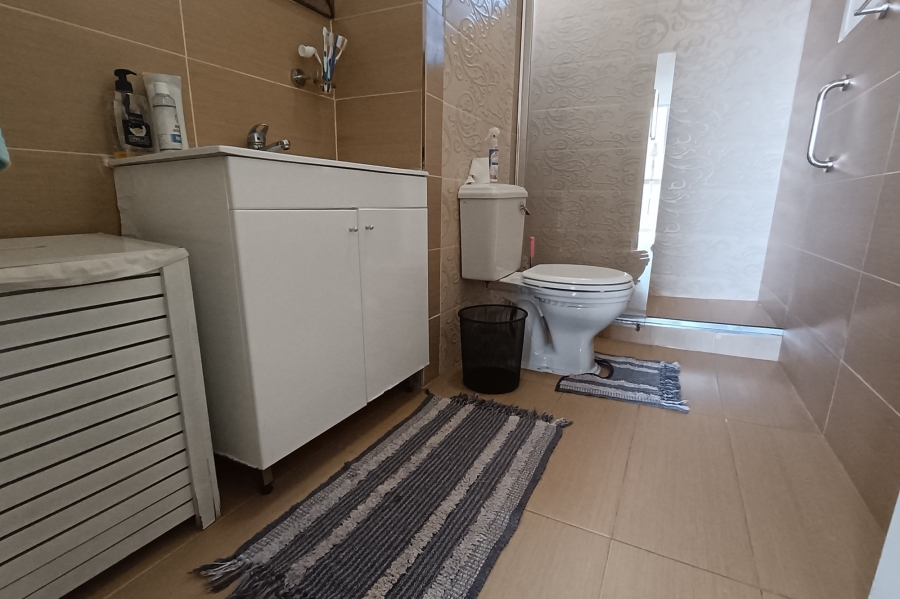 To Let 2 Bedroom Property for Rent in South Beach KwaZulu-Natal