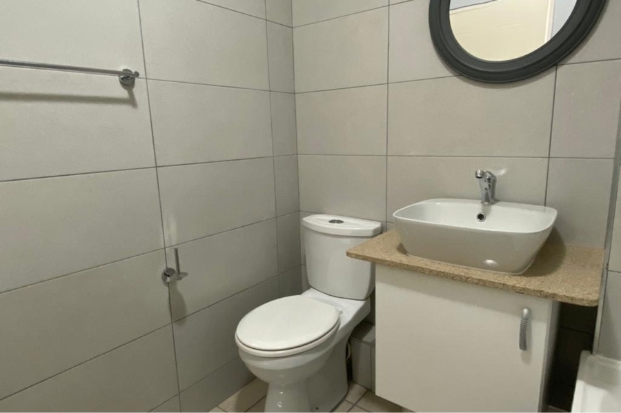 To Let 2 Bedroom Property for Rent in Morningside KwaZulu-Natal