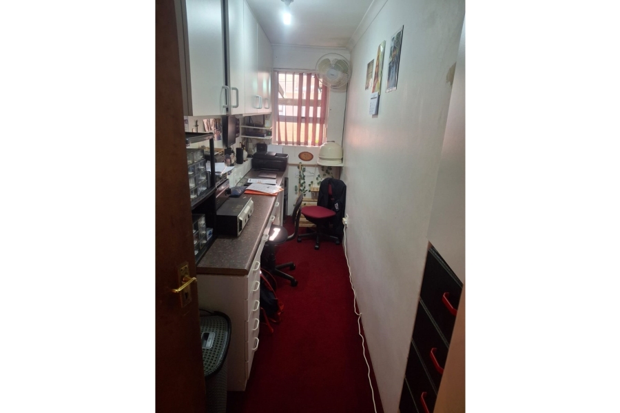 4 Bedroom Property for Sale in Sydenham KwaZulu-Natal