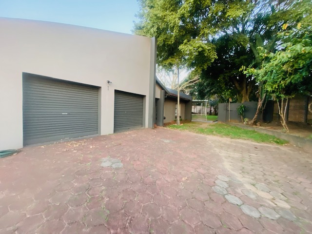 3 Bedroom Property for Sale in Meer En See KwaZulu-Natal