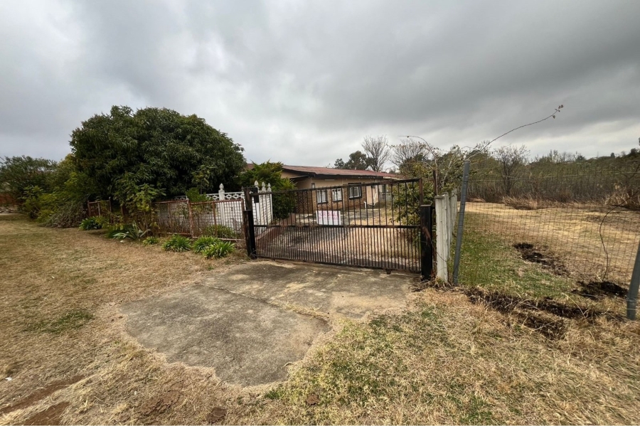 6 Bedroom Property for Sale in Glencoe KwaZulu-Natal