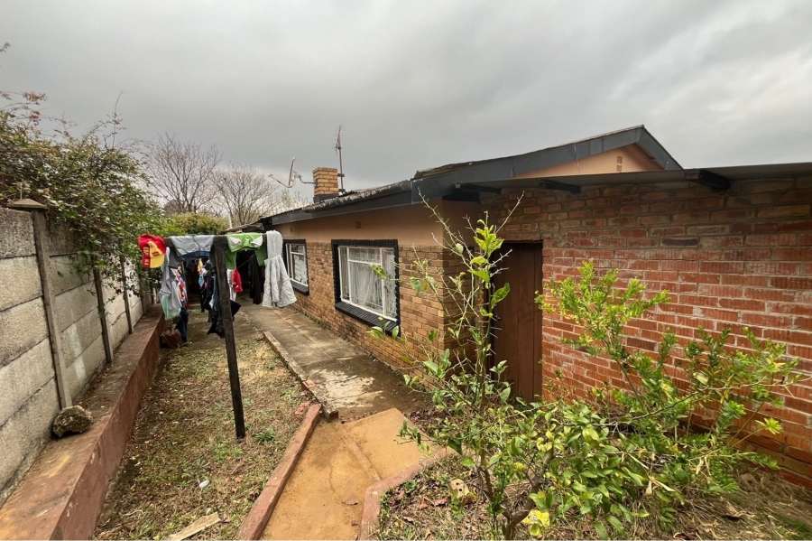 6 Bedroom Property for Sale in Glencoe KwaZulu-Natal