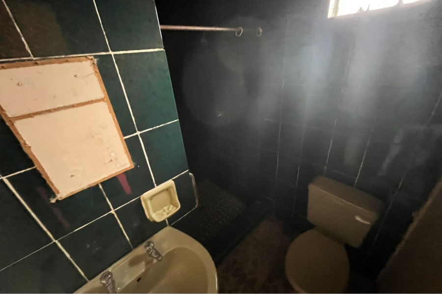 6 Bedroom Property for Sale in Glencoe KwaZulu-Natal