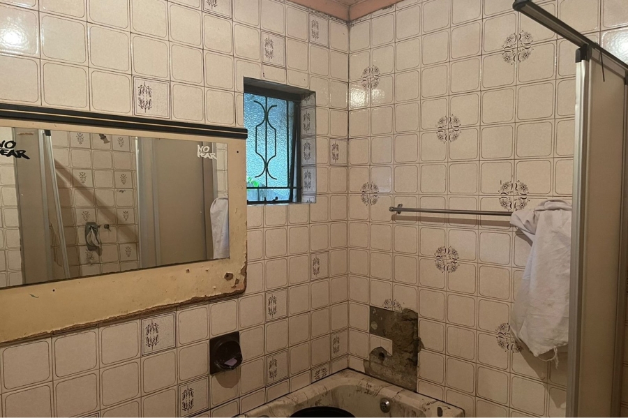 6 Bedroom Property for Sale in Glencoe KwaZulu-Natal