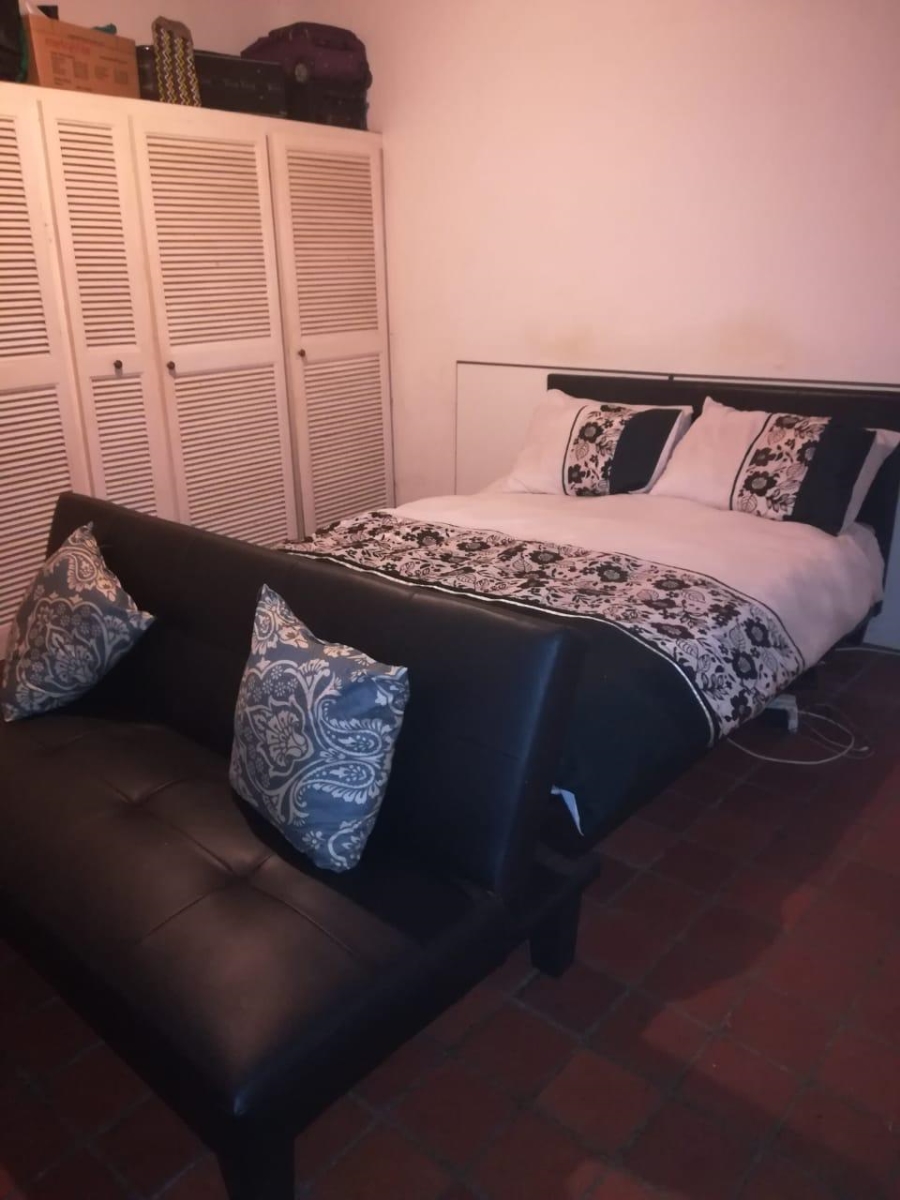 9 Bedroom Property for Sale in Westridge KwaZulu-Natal