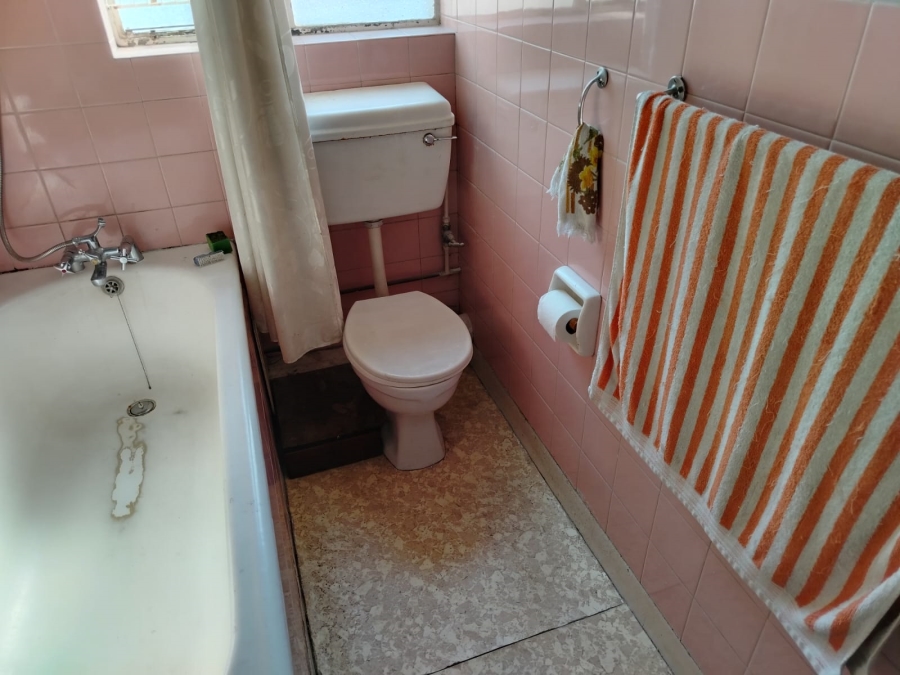 2 Bedroom Property for Sale in Durban Central KwaZulu-Natal