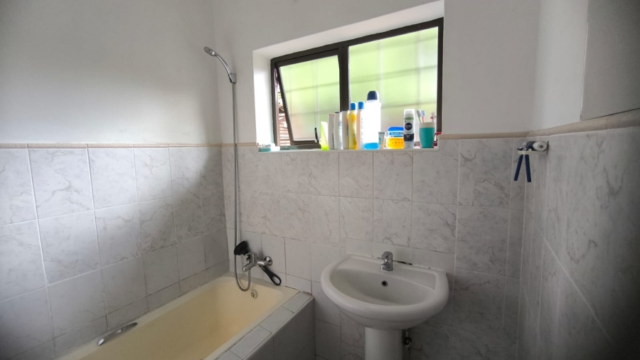 3 Bedroom Property for Sale in Grosvenor KwaZulu-Natal