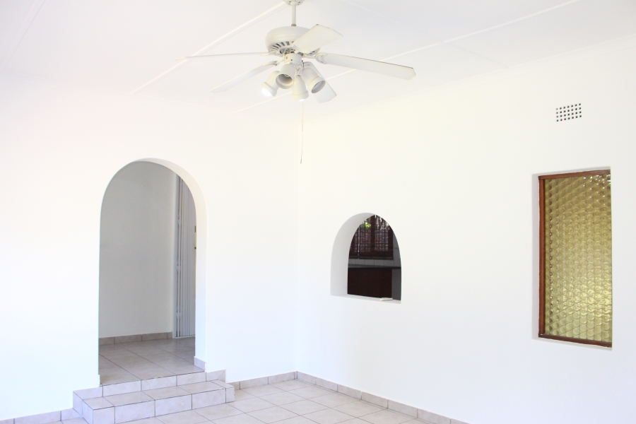 5 Bedroom Property for Sale in Veld En Vlei KwaZulu-Natal