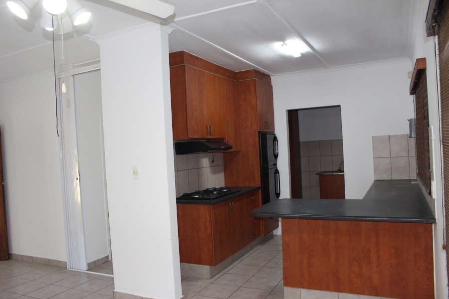 5 Bedroom Property for Sale in Veld En Vlei KwaZulu-Natal