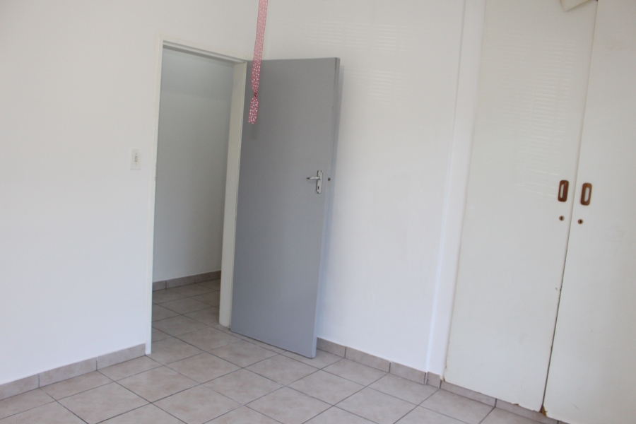 5 Bedroom Property for Sale in Veld En Vlei KwaZulu-Natal