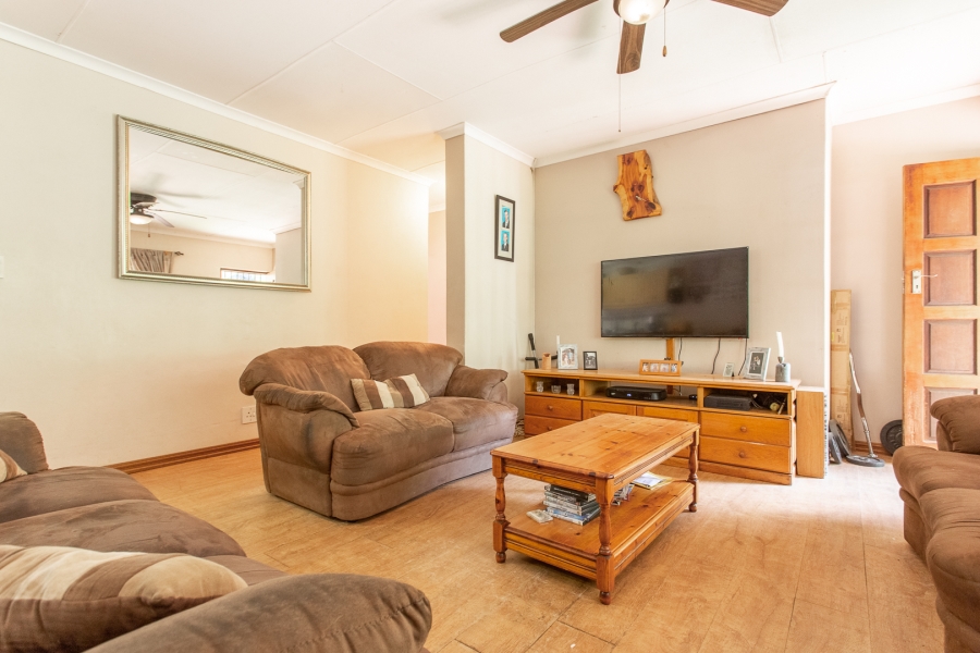 3 Bedroom Property for Sale in Amanzimtoti KwaZulu-Natal