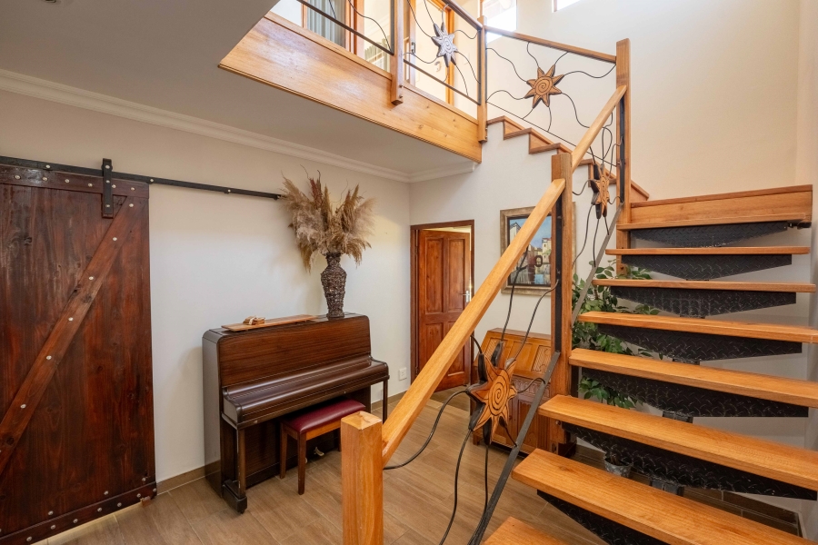 4 Bedroom Property for Sale in Gillitts KwaZulu-Natal