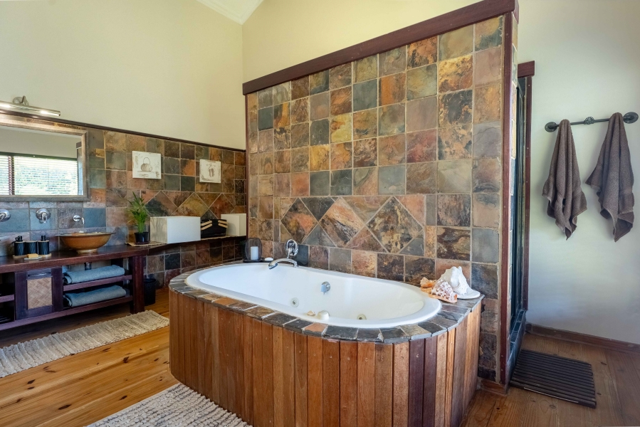 4 Bedroom Property for Sale in Gillitts KwaZulu-Natal