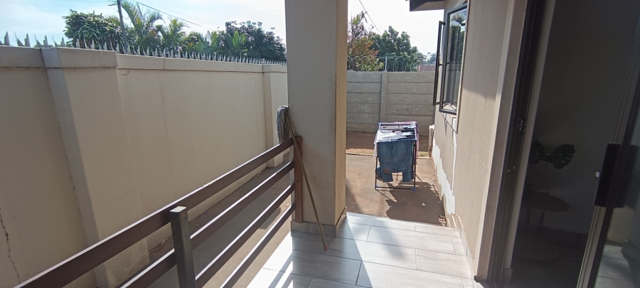 To Let 2 Bedroom Property for Rent in Bluff KwaZulu-Natal