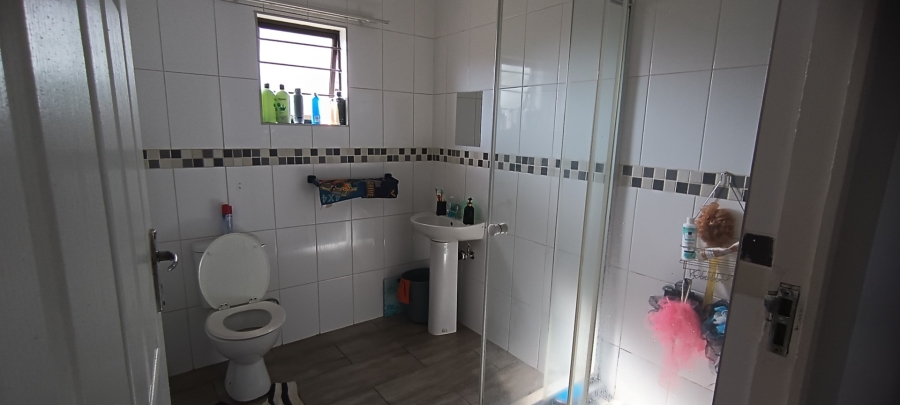 To Let 2 Bedroom Property for Rent in Bluff KwaZulu-Natal