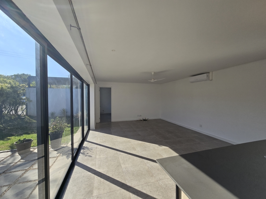 To Let 2 Bedroom Property for Rent in Sheffield Beach KwaZulu-Natal