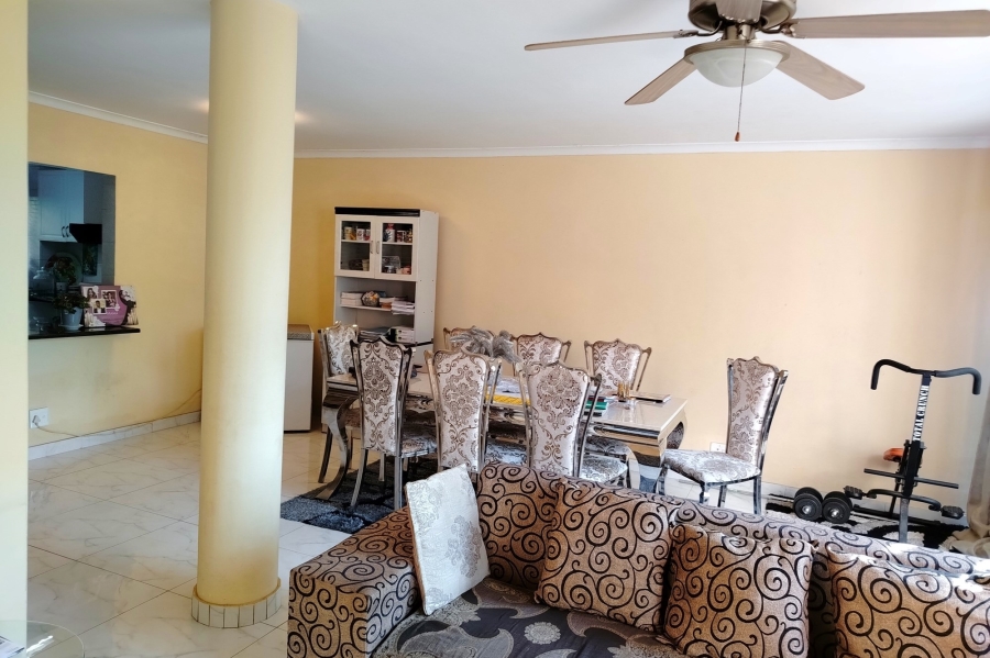 3 Bedroom Property for Sale in Morningside KwaZulu-Natal