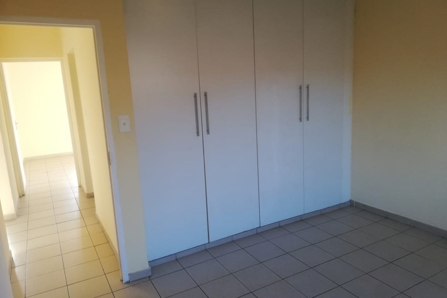 To Let 2 Bedroom Property for Rent in Redfern KwaZulu-Natal