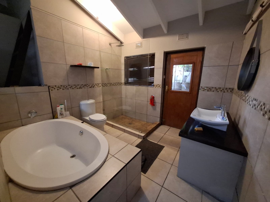 3 Bedroom Property for Sale in Birdswood KwaZulu-Natal