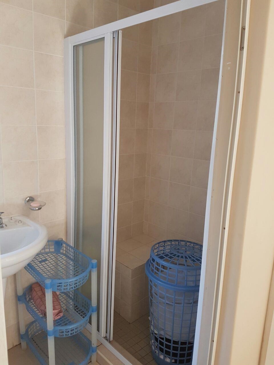 To Let 1 Bedroom Property for Rent in Pioneer Park KwaZulu-Natal
