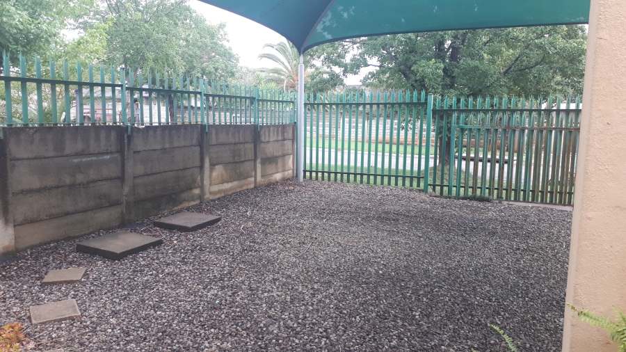 To Let 1 Bedroom Property for Rent in Pioneer Park KwaZulu-Natal
