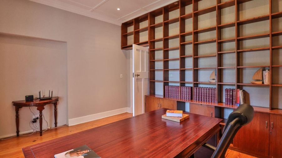 5 Bedroom Property for Sale in Glenwood KwaZulu-Natal