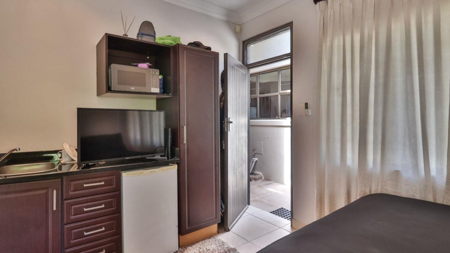 5 Bedroom Property for Sale in Glenwood KwaZulu-Natal